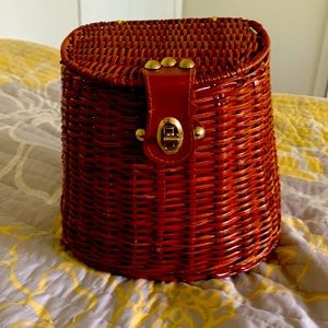 This is a vintage picnic backpack basket. Cool.